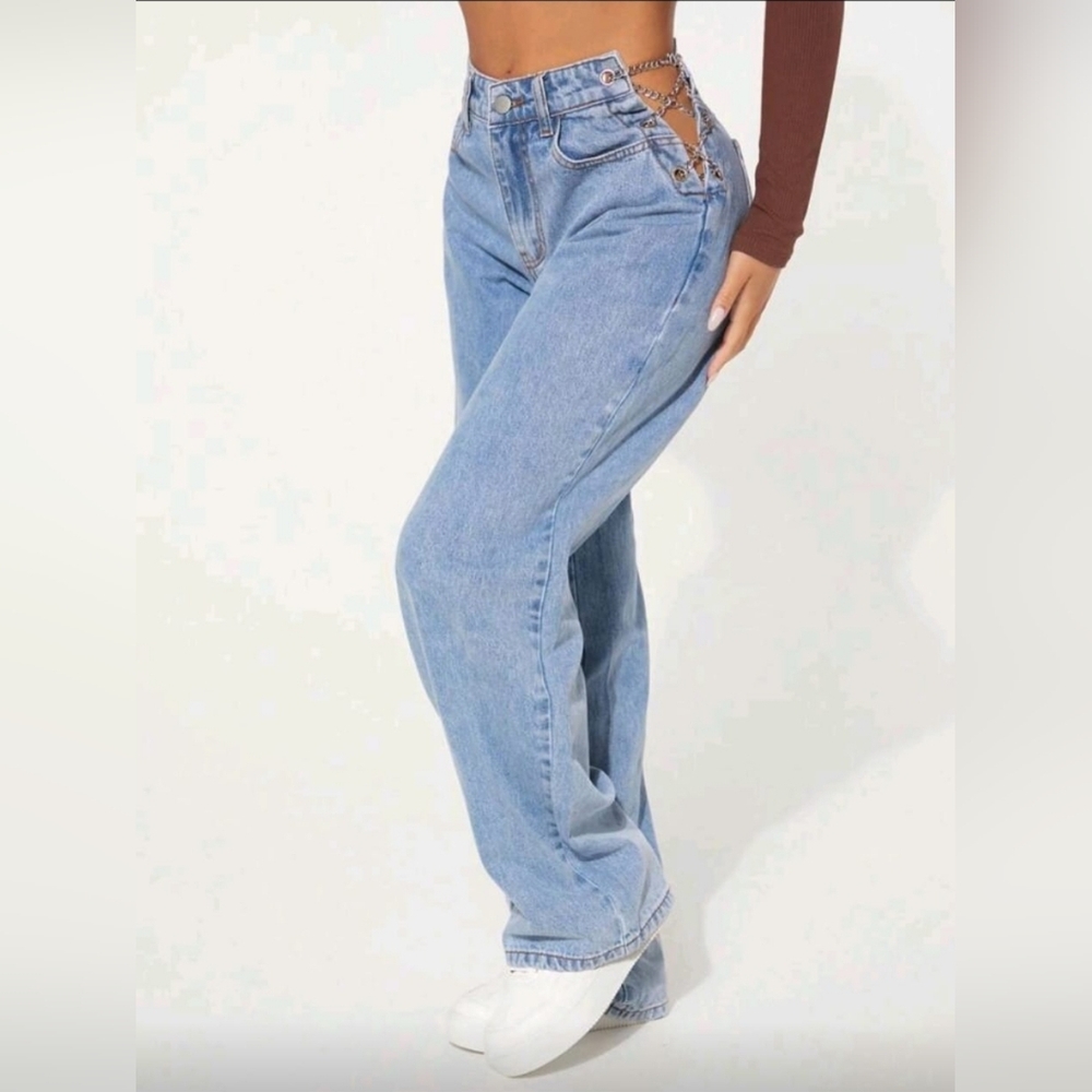 SHEIN Light Blue Straight Leg Jeans